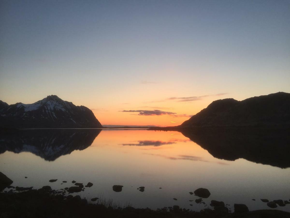 Midnight Sun View Lofoten Leknes Buitenkant foto
